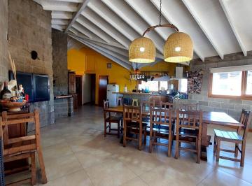 Casa · 240m² · 5 Ambientes · 2 Cocheras · Venta Casa 245 m², Lote 1400 m² Vista Al Lago, Bariloche, Dina Huapi, Rio Negro
