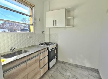 Departamento · 45m² · 2 Ambientes · 1 Cochera · 2 Ambientes en Venta en San Martin con Cochera