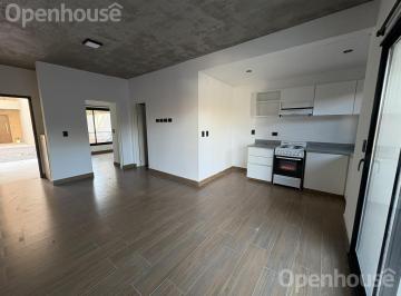 Departamento · 50m² · 2 Ambientes · 1 Cochera · Alquiler - Excelente Depto 2 Amb con Cochera y Patio Privado - 200 m Estacion Pilar