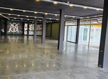 Local comercial , Pilar · Magnifico Local en Planta Baja 338 m - Complejo Verdi 57