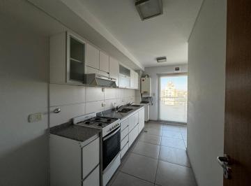 Departamento de 4 ambientes, Rosario · Dueño Vende Amplio Departamento Al Frente Este con Cochera 2 Dorm. 2 Baños