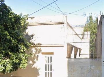 Casa de 4 ambientes, Tres de Febrero · Casa Sobre Lote Propio en Venta