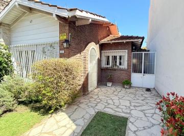 Casa de 3 ambientes, La Matanza · Venta Chalet en Lote Propio en Zona Ramos Mejía