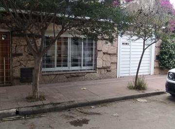 Casa de 4 ambientes, Córdoba · Casa de Dos Dorm. en Barrio San Fernando! Apta Crédito!