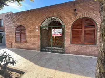 Foto · Oputunidad Casa en Alquiler Barrio Jardin Pileta y Quincho