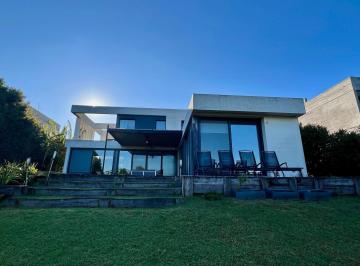 Casa de 7 ambientes, Tigre · Lindísima Casa en Venta Al Agua en Lagos del Golf