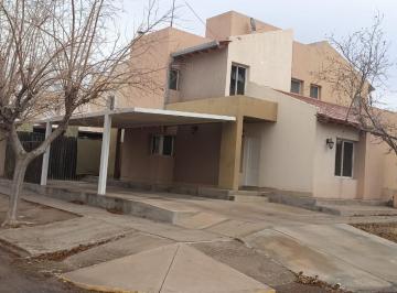 Casa de 6 ambientes, Maipú · Duplex en Barrio Privado Furlotti