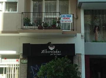 Departamento · 40m² · 2 Ambientes · Depto 2 Amb. a La Calle con Balcon