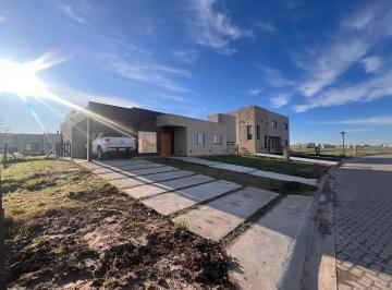 Casa de 4 ambientes, San Vicente · Venta Casa 4 Ambientes Santa Clara Al Sur San Vicente