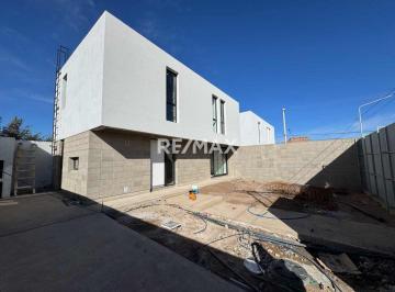 Casa · 115m² · 5 Ambientes · Casa en Venta | Rincón del Río | Neuquén