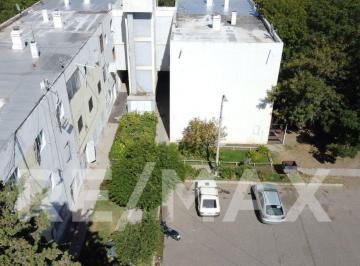 Departamento · 84m² · 5 Ambientes · 1 Cochera · Venta de Departamento Barrio Giachino