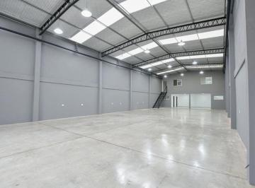 Bodega-Galpón de 6 ambientes, La Plata · Alquilo Galpón a Estrenar La Plata