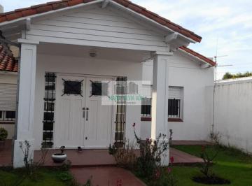 Casa · 120m² · 4 Ambientes · Venta Chalet 4 Ambientes
