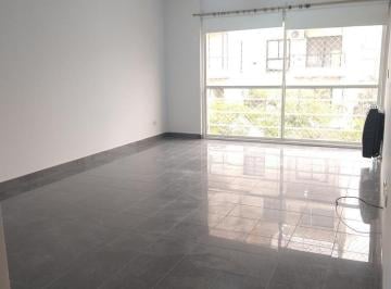 Departamento · 60m² · 2 Ambientes · Departamento - 2 Ambientes - Constitución - Amplio - Cocina Independiente