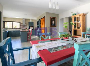Casa de 7 ambientes, Salta · Casa 4 Dorm. Barrio Los Profesionales