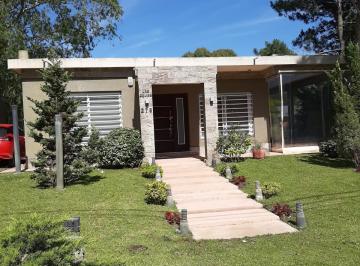 Casa de 4 ambientes, Costa del Este · Casa en Venta en Costa del Este Las Dalias 275