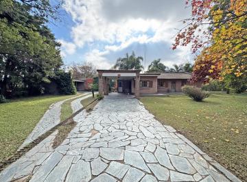 Casa · 150m² · 3 Dormitorios · 3 Cocheras · Casa en Ricardone