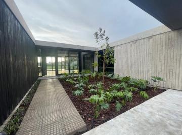 Casa de 4 ambientes, La Plata · Se Alquila Casa en Grand Bell