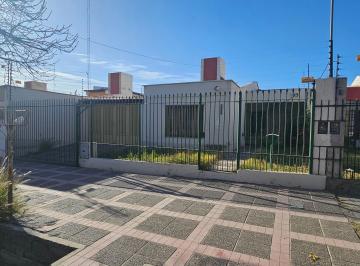 Casa de 6 ambientes, Ciudad de Mendoza · 6° Seccion