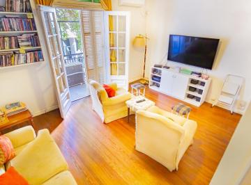 Casa · 353m² · 4 Dormitorios · 1 Cochera · Zebalos Al 2000 - Venta Casa 4 Dorm. en Rosario