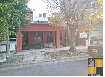 Casa de 3 ambientes, Lanús · Casa 3 Ambientes a m. de Av Rivadavia!
