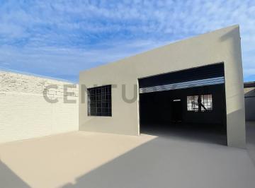Bodega-Galpón · 100m² · 1 Ambiente · Galpón en Venta y Alquiler – Calle 30 Entre 68 y 69 – La Plata