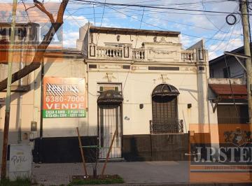 Casa · 150m² · 4 Ambientes · Casa 4 Ambientes 150 m² en 2 Plantas - Lote 9 X 9 - Mataderos
