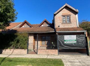 Casa · 120m² · 4 Ambientes · 2 Cocheras · Barrio Colcas - 3 Dor + Escrit - Cochera Doble