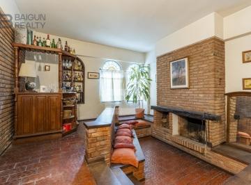 Estar · Venta Casa de 6 Ambientes con Cochera, Patio y Terraza en Colegiales