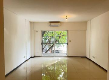 Departamento · 33m² · 1 Ambiente · Departamento de 1 Ambiente Al Frente con Balcon en Caballito