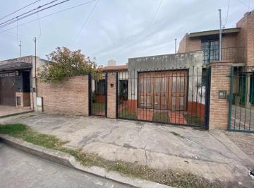 Foto · Casa en Venta - Barrio Altamira