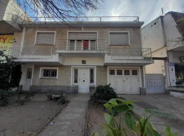 Casa de 10 ambientes, Villa Carlos Paz · En Venta Casa Ideal Inversión, Sobre Av San Martin.