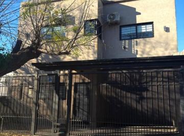 Casa · 280m² · 5 Ambientes · 2 Cocheras · Hermosa Casa Reciclada a Nuevo