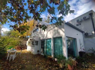 Casa · 61m² · 2 Ambientes · 1 Cochera · Casa en Venta en El Rincón, Villa Elisa