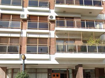 Departamento · 113m² · 4 Ambientes · 1 Cochera · Departamento de Categoria, 4 Ambientes con Cochera en Lomas de Zamora Oeste