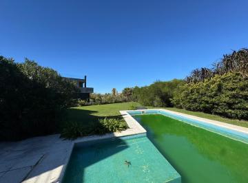 Casa · 330m² · 5 Ambientes · 2 Cocheras · Casa en Los Castores en Alquiler y Venta Nordelta