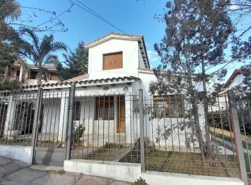 Casa de 10 ambientes, Villa Carlos Paz · Casa Venta 3 Dorm., 2 Dptos, Pileta, Patio Jose Muñoz