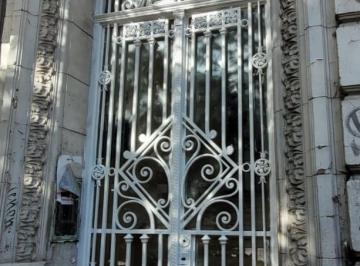 PH de 6 ambientes, Flores · Alquiler PH Uso Comercial