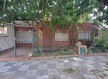 Casa · 1m² · 6 Ambientes · 1 Cochera · Casa - Cordoba Capital