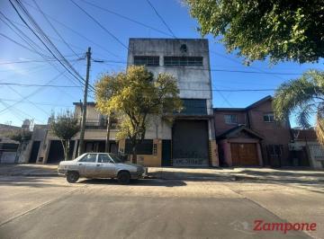 Bodega-Galpón · 1060m² · Excelente Galpon en Venta en Villa Lynch
