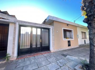 PH · 45m² · 3 Ambientes · 1 Cochera · PH 3 Amb Al Frente con Cochera - Morón Residencial