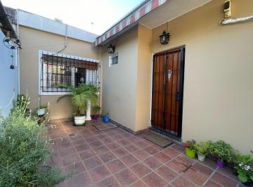 PH · 45m² · 3 Ambientes · 1 Cochera · PH 3 Amb Al Frente con Cochera - Morón Residencial