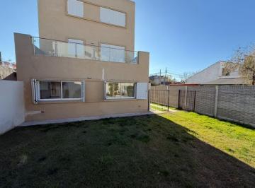 Casa · 122m² · 4 Ambientes · 1 Cochera · Casa 4 Ambientes en Pilar