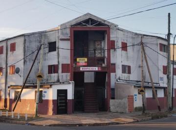 Departamento · 50m² · 4 Ambientes · Departamento en Monoblock A4 - Esc. 3 - Piso 2 - Dto "F"