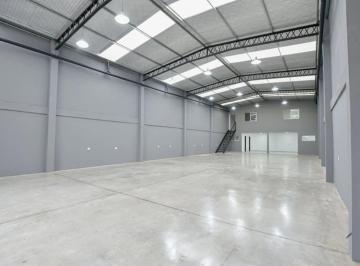 Bodega-Galpón de 3 ambientes, La Plata · Galpon a Estrenar Av 32