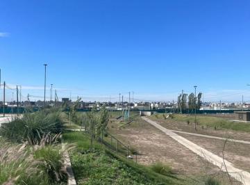 Terreno · Se Vende Lote de Terreno en Cuestas de Manantiales
