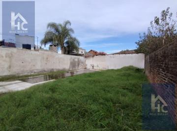 Terreno · 300m² · Vende - Lote - Piscina con Jacuzzi - Oportunidad Inversor