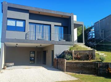 Casa · 314m² · 7 Ambientes · 2 Cocheras · Casa en Venta - 5 Dorm. 3 Baños - Pinamar