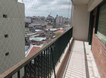 Departamento de 4 ambientes, Floresta · Dep. 4 Amb en Alquiler - Floresta - Avellaneda Al 3400
