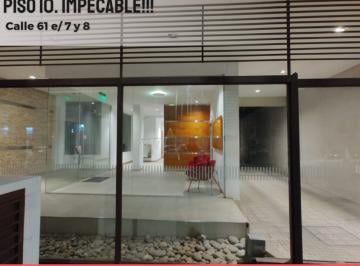 Departamento de 1 ambiente, La Plata · 61 E - 7 y 8. Alquilo Amplio Monoambiente Al Frente C/ Balcón Piso 10.